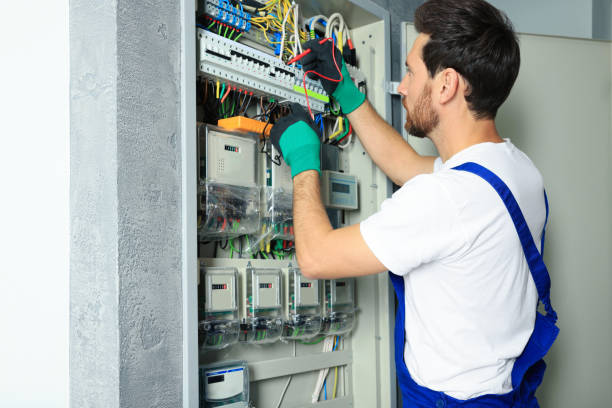 Best Electrical Repair Services  in Lake Clarke Shores, FL